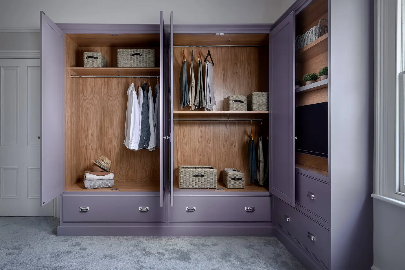 Bespoke Fitted Wardrobe