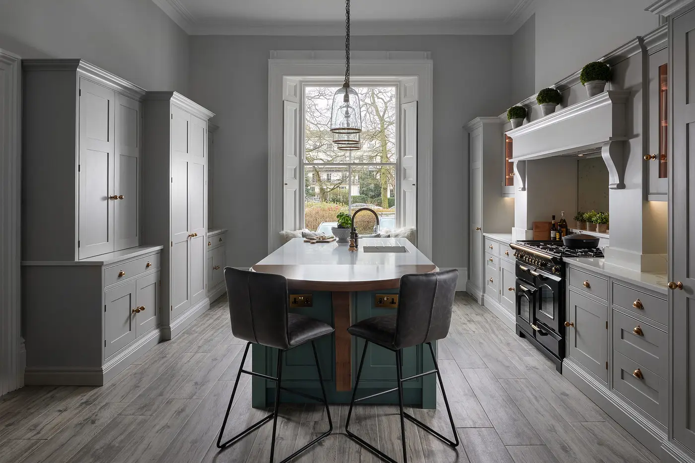 Villiers Kitchen Beaded Classic Shaker