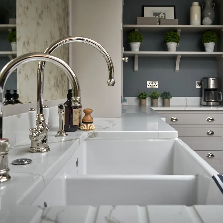 Arlington Kitchen Belfast Sink | Classic Shaker